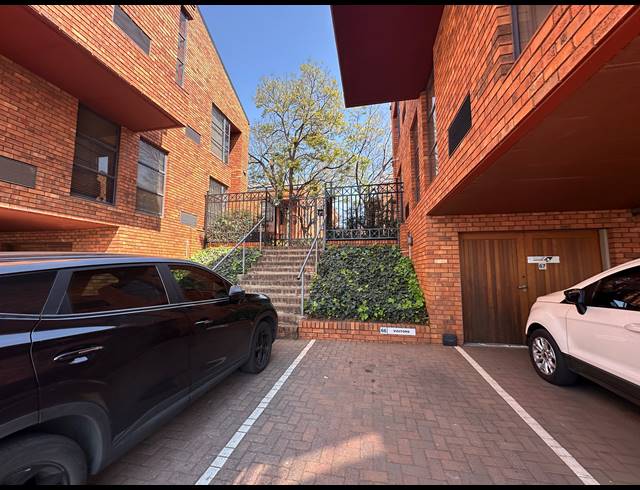 246M² OFFICE TO LET IN CENTURION CENTRAL